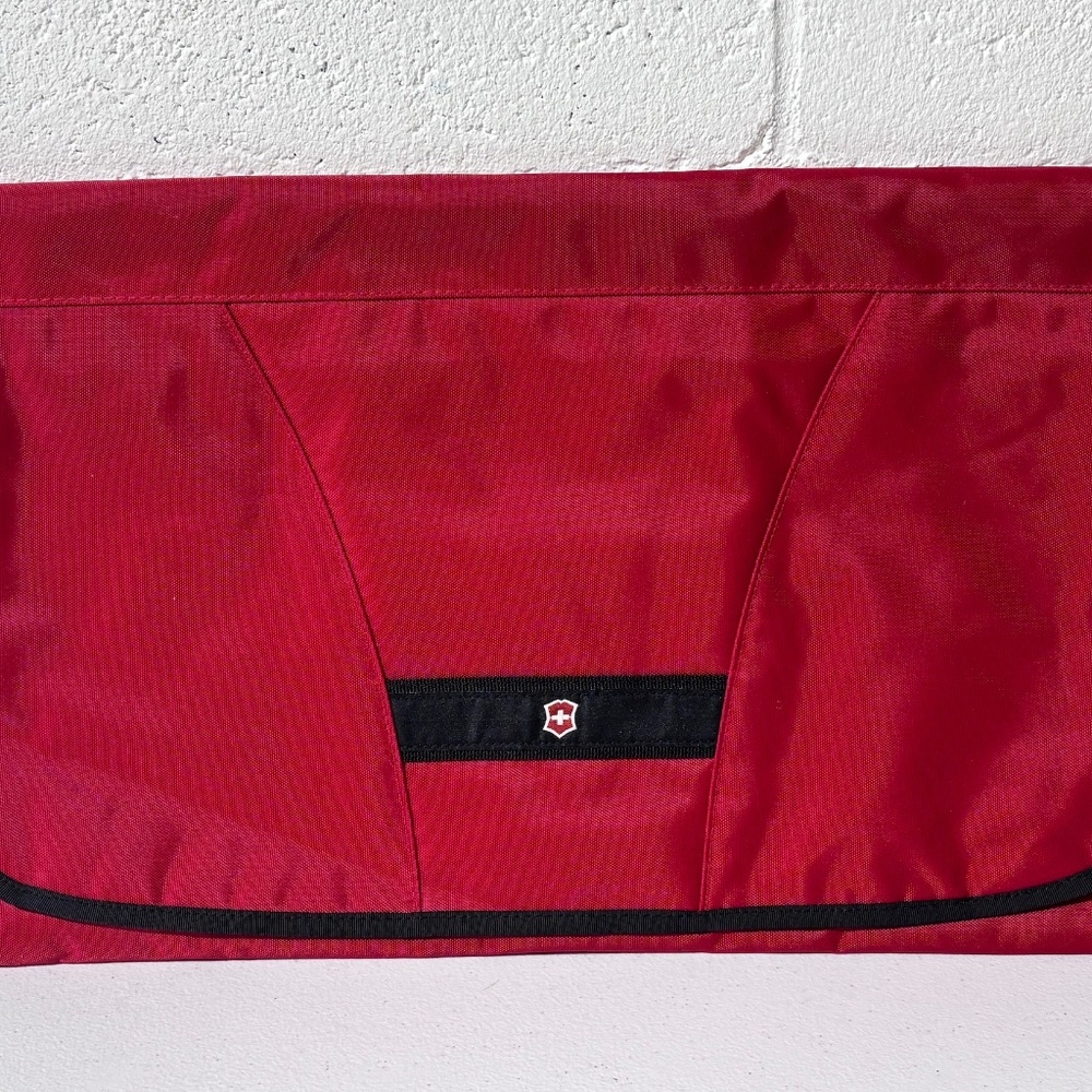 Victorinox Large Pakmaster Large Packing Sleeve Red Swiss Army Knife